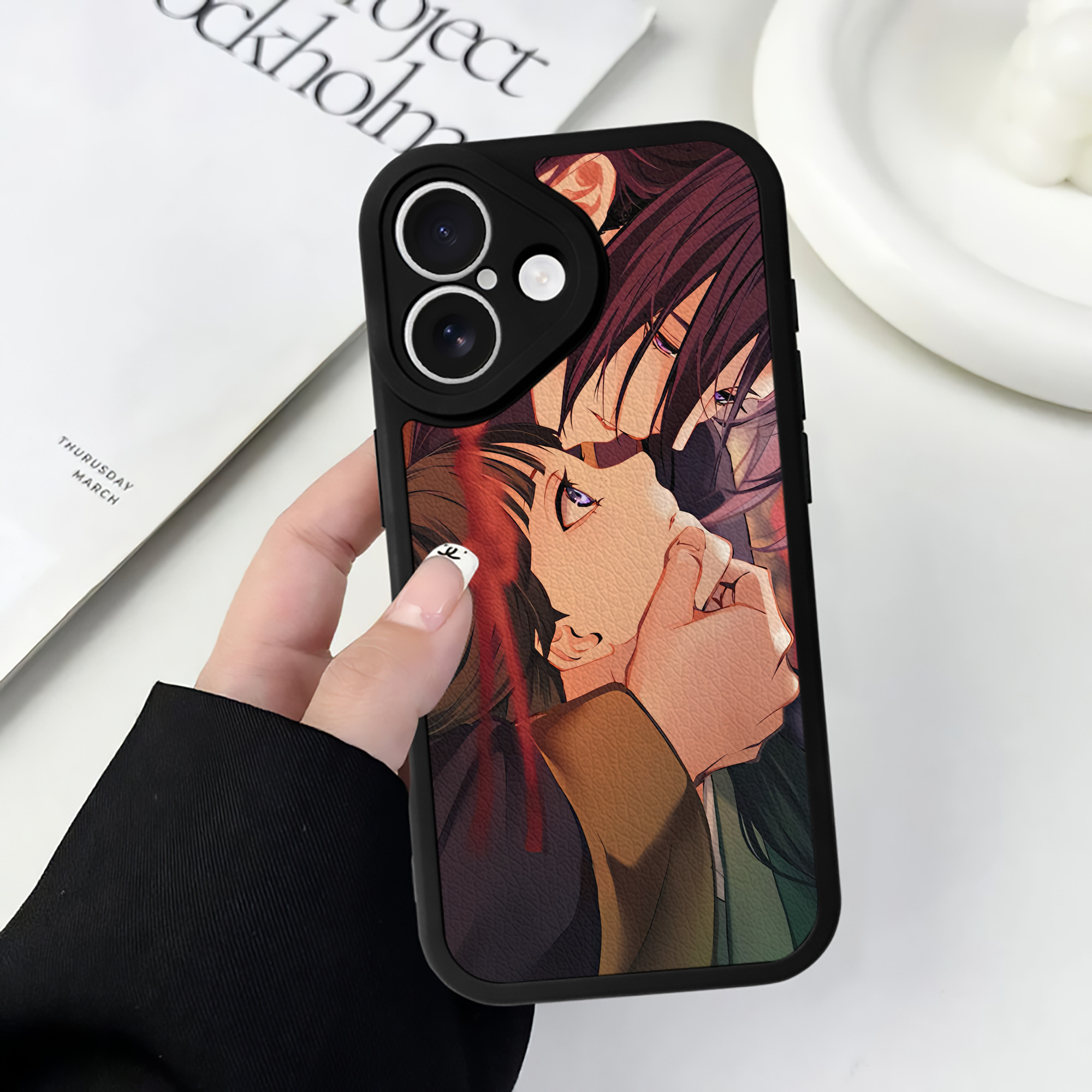 薬屋のひとりごと The Apothecary Diaries 【iPhone 16シリーズ対応】シリコンスマホケース（レザー調） 材質：シリコン